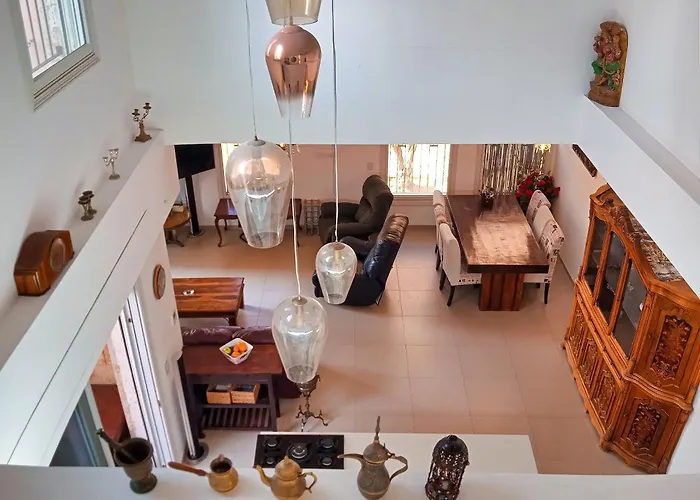 Jaffa Getaway Sea Front, Luxury Duplex, Port & Old City 2M Walk