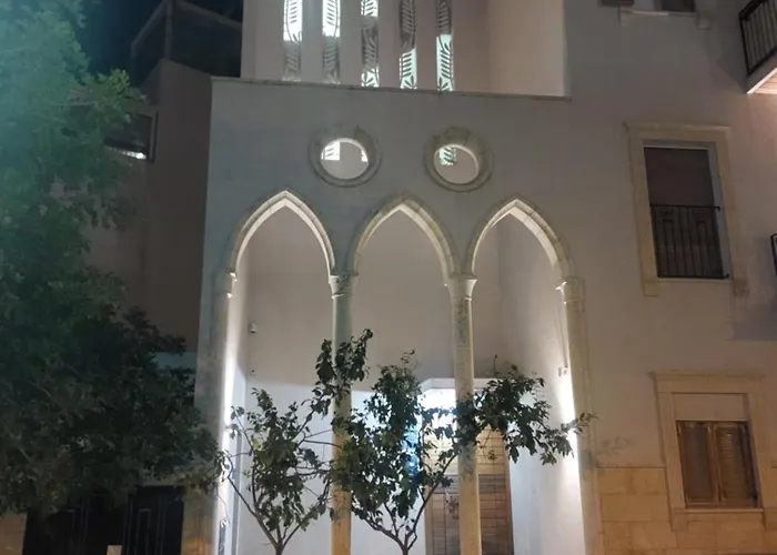 Jaffa Getaway Sea Front, Luxury Duplex, Port & Old City 2M Walk