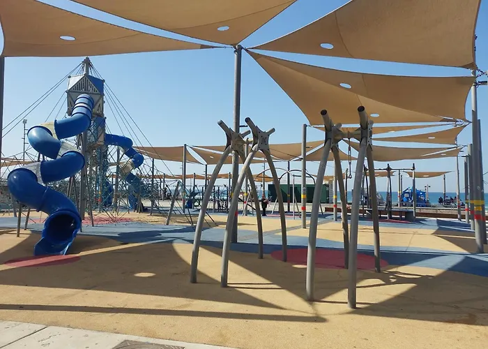 Jaffa Getaway Sea Front, Luxury Duplex, Port & Old City 2M Walk